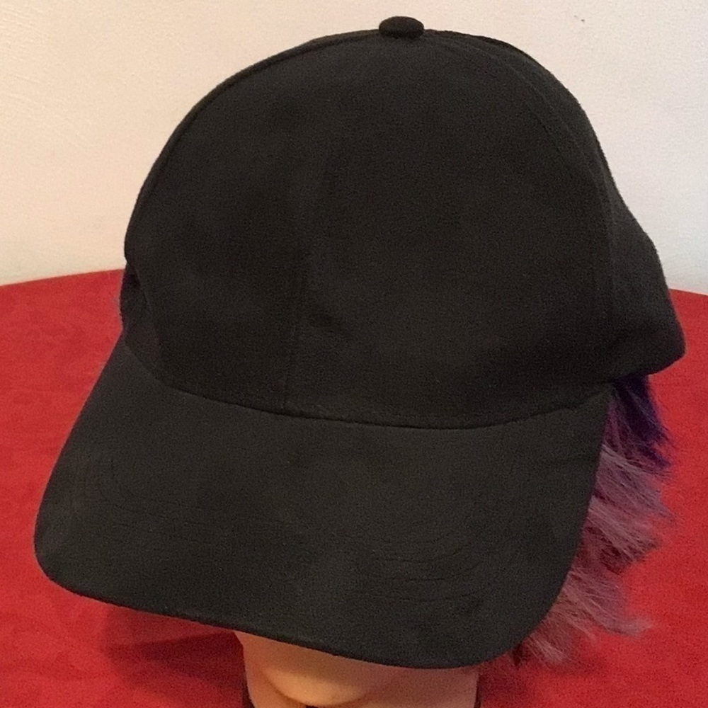 The Ariana Grande Ladies Women’s Adjustable One-Size Black Hat Baseball Cap New!